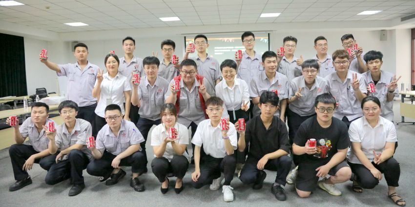 2020屆頂崗實習生座談會在國茂股份精彩進行